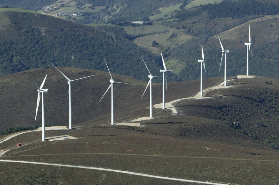 Jamaica ahorró 26 millones de dólares en 10 años con central de energía eólica