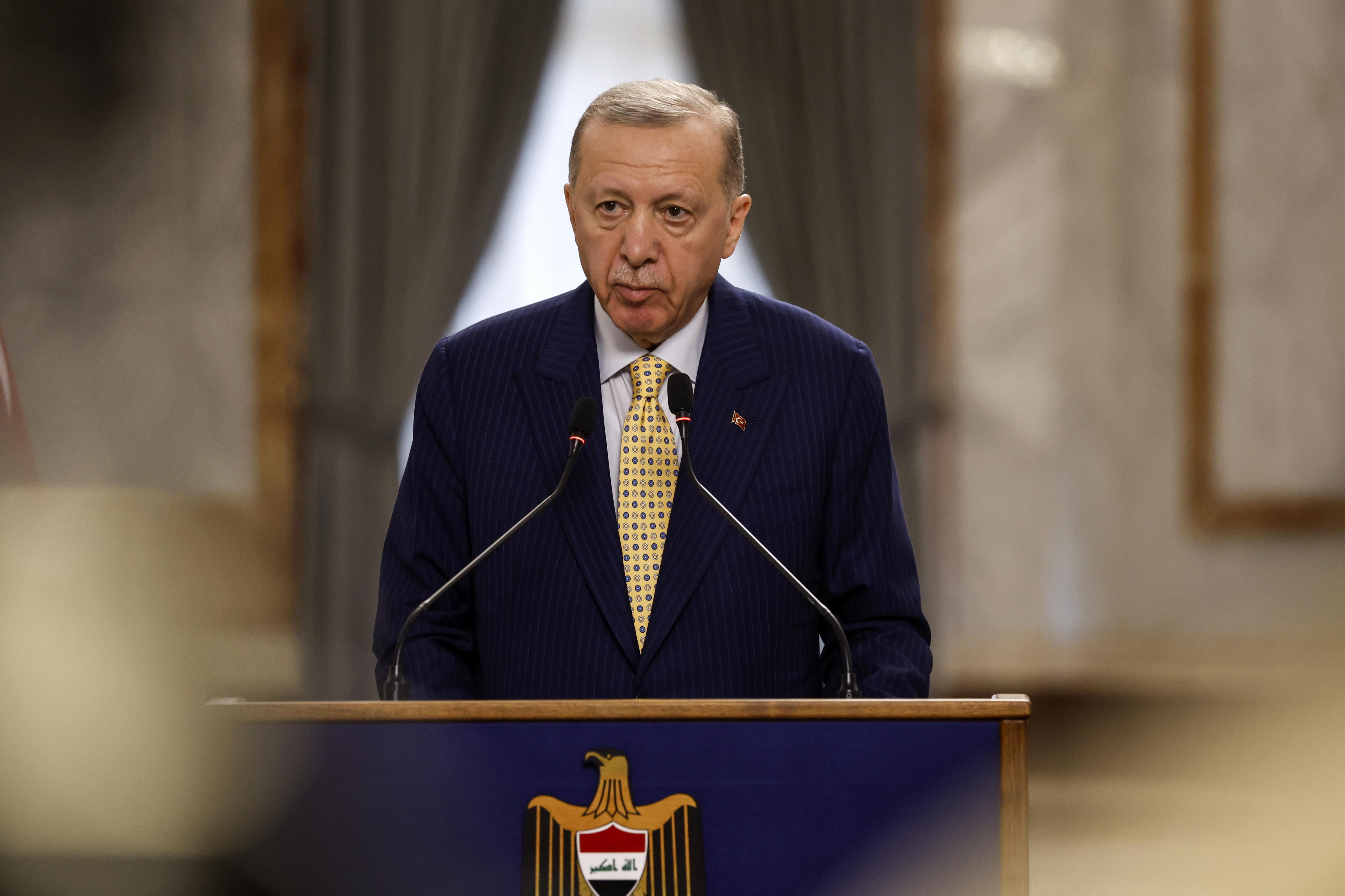 Turquía suspendió relaciones comerciales con Israel; pidió que entre ayuda a Gaza