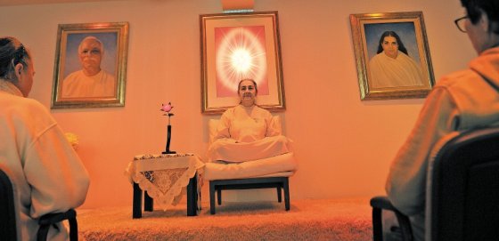 Invitan a meditar para la paz de Colombia