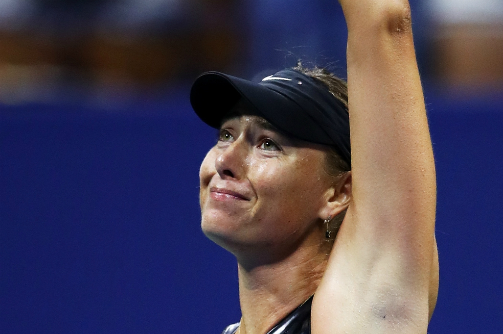 Sharapova regresa al US Open con triunfo sobre Halep