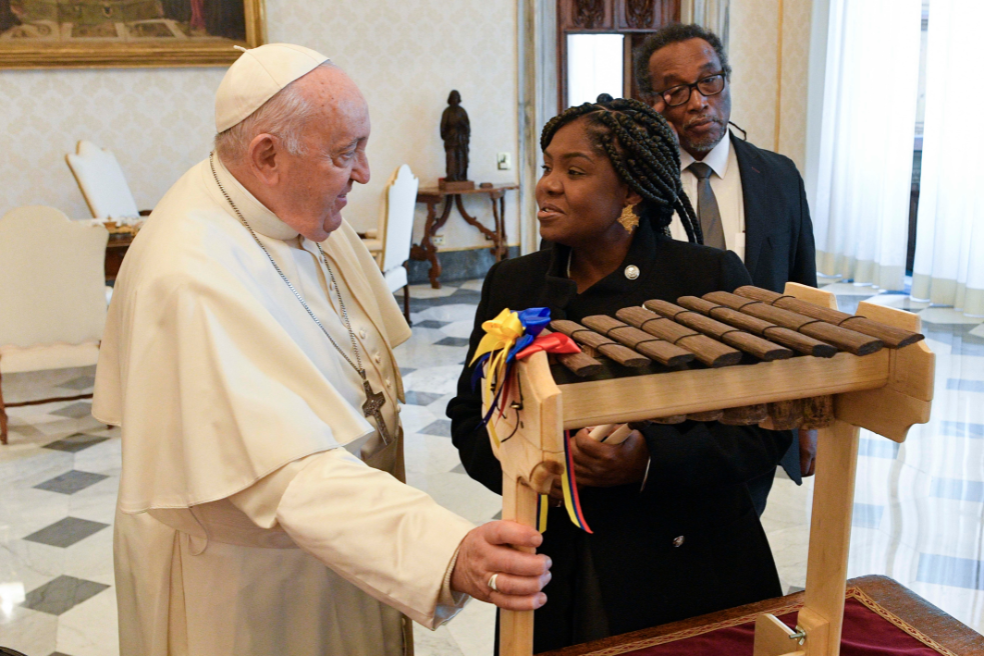 “Acciones de reparación histórica para afros e indígenas”: diálogo de la vice y el papa