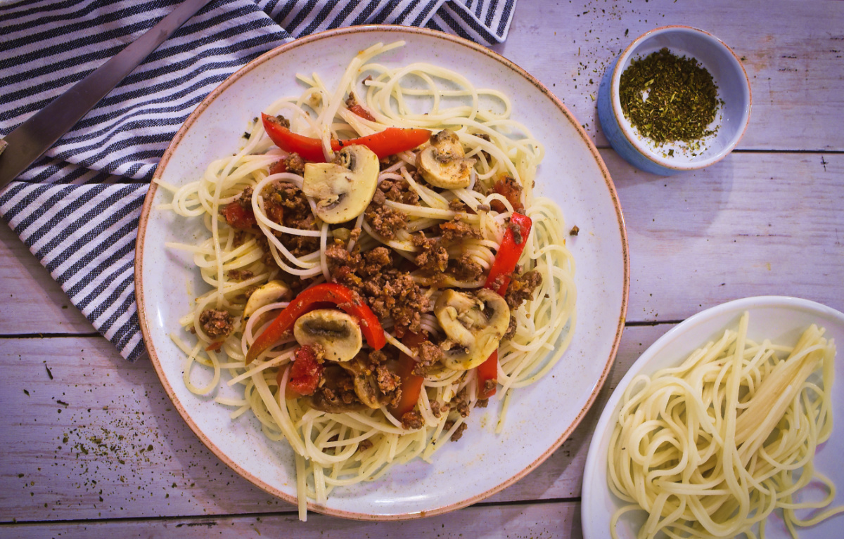 Receta de la exquisita pasta boloñesa con verduras