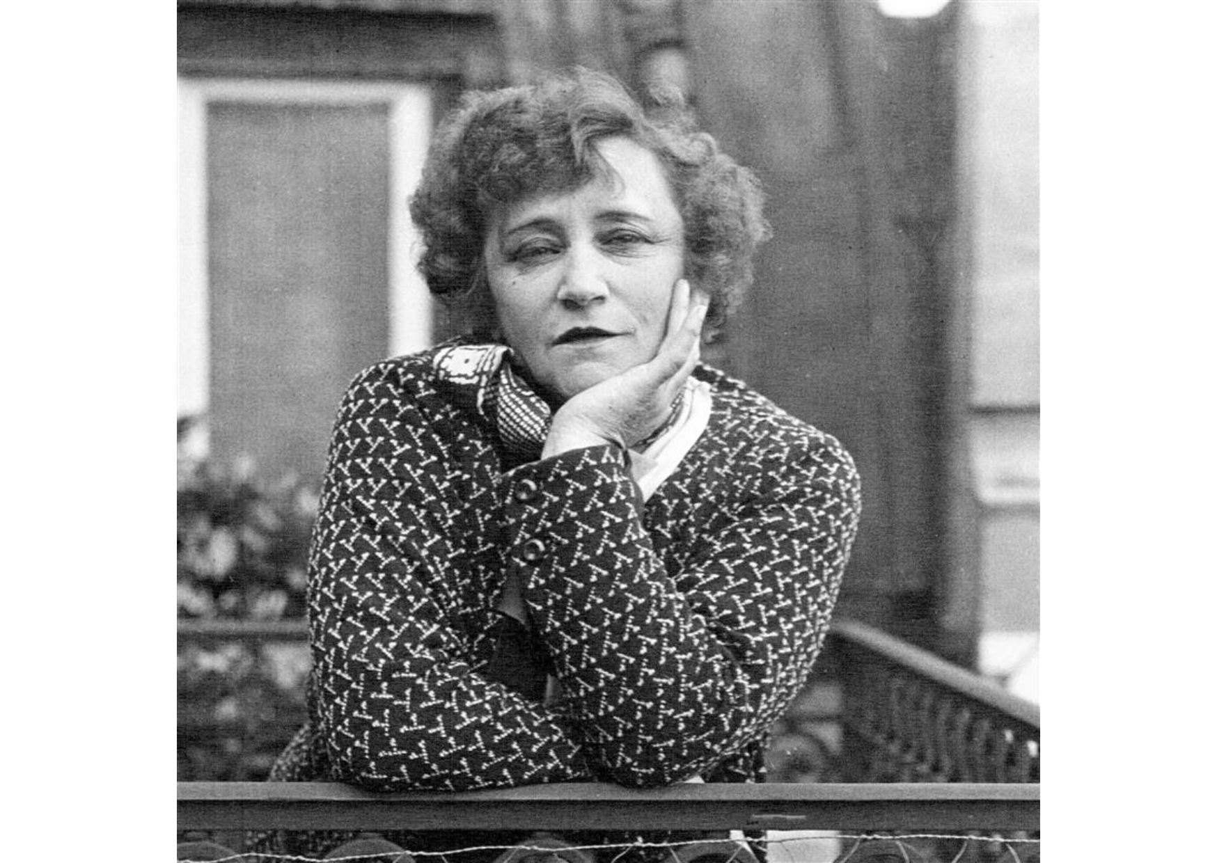 Colette hizo su debut literario con “Claudine en la escuela”, en 1900.