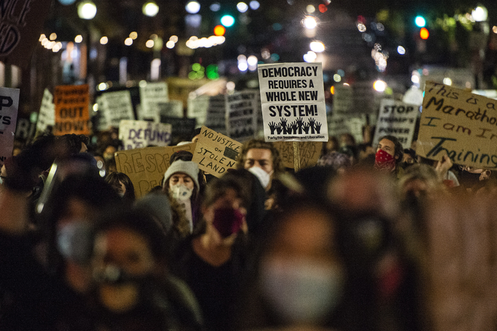 Protestas en Míchigan, Oregón y otras zonas de Estados Unidos por el desarrollo del conteo electoral