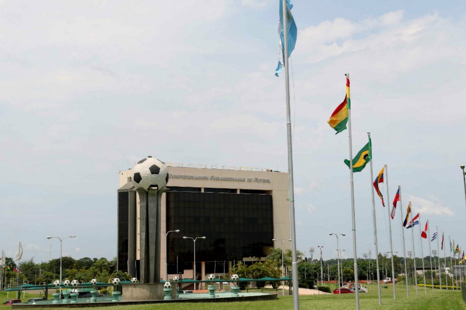 Los temas que envuelven la corrupción en Conmebol y Concacaf