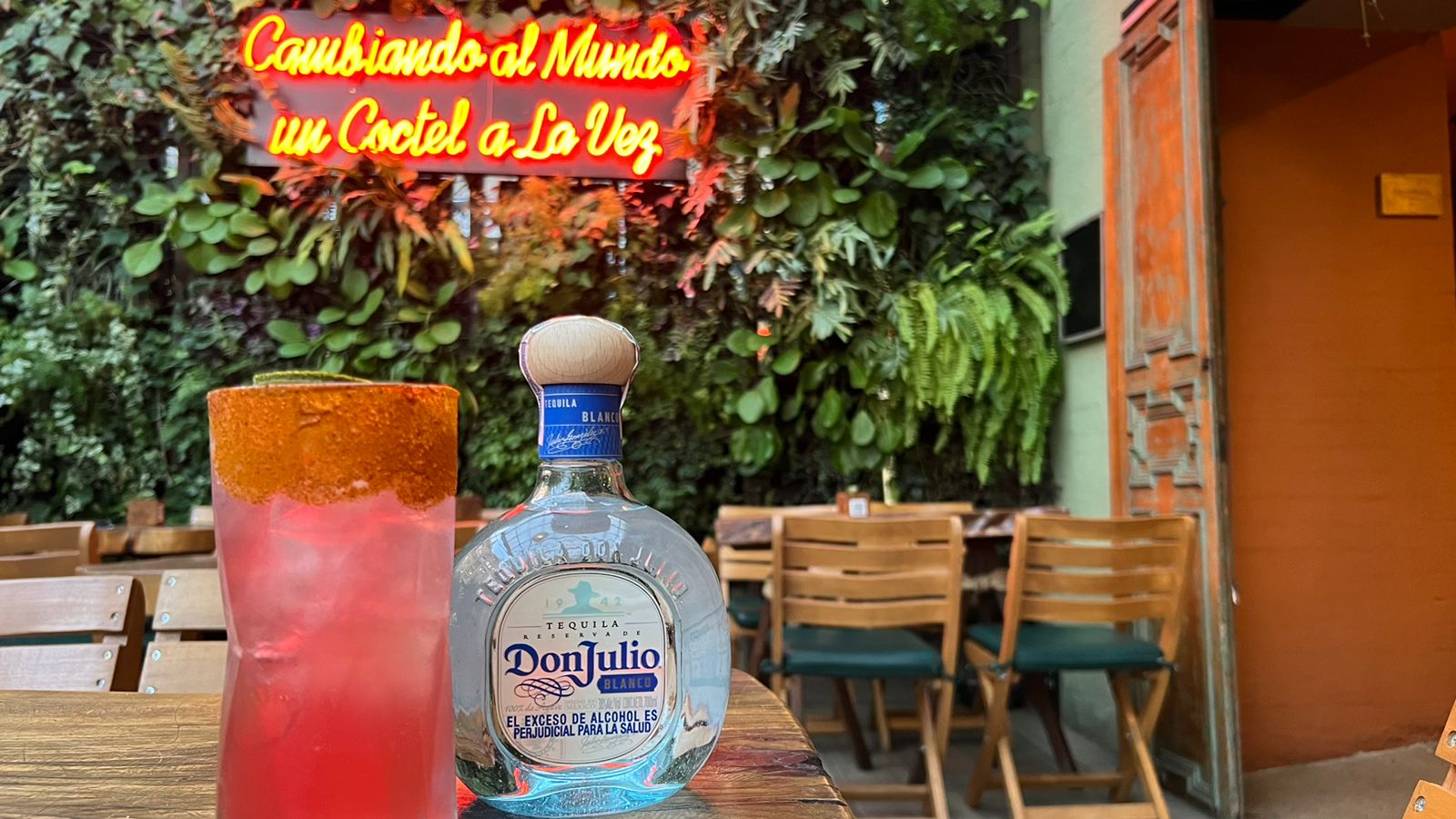 Aquí te contamos un poco más de lo que esconde Huerta, el mejor bar de Bogotá.