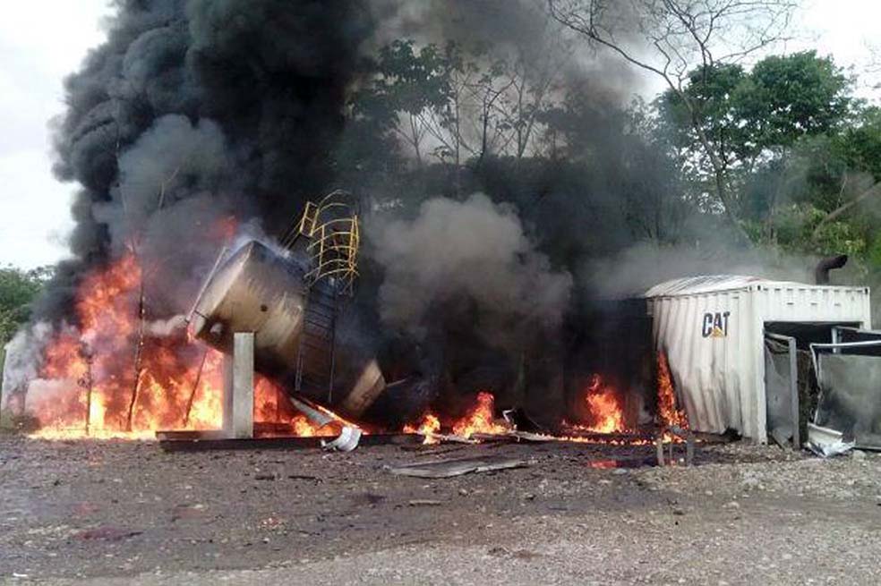 Oleoductos, en la mira de las Farc