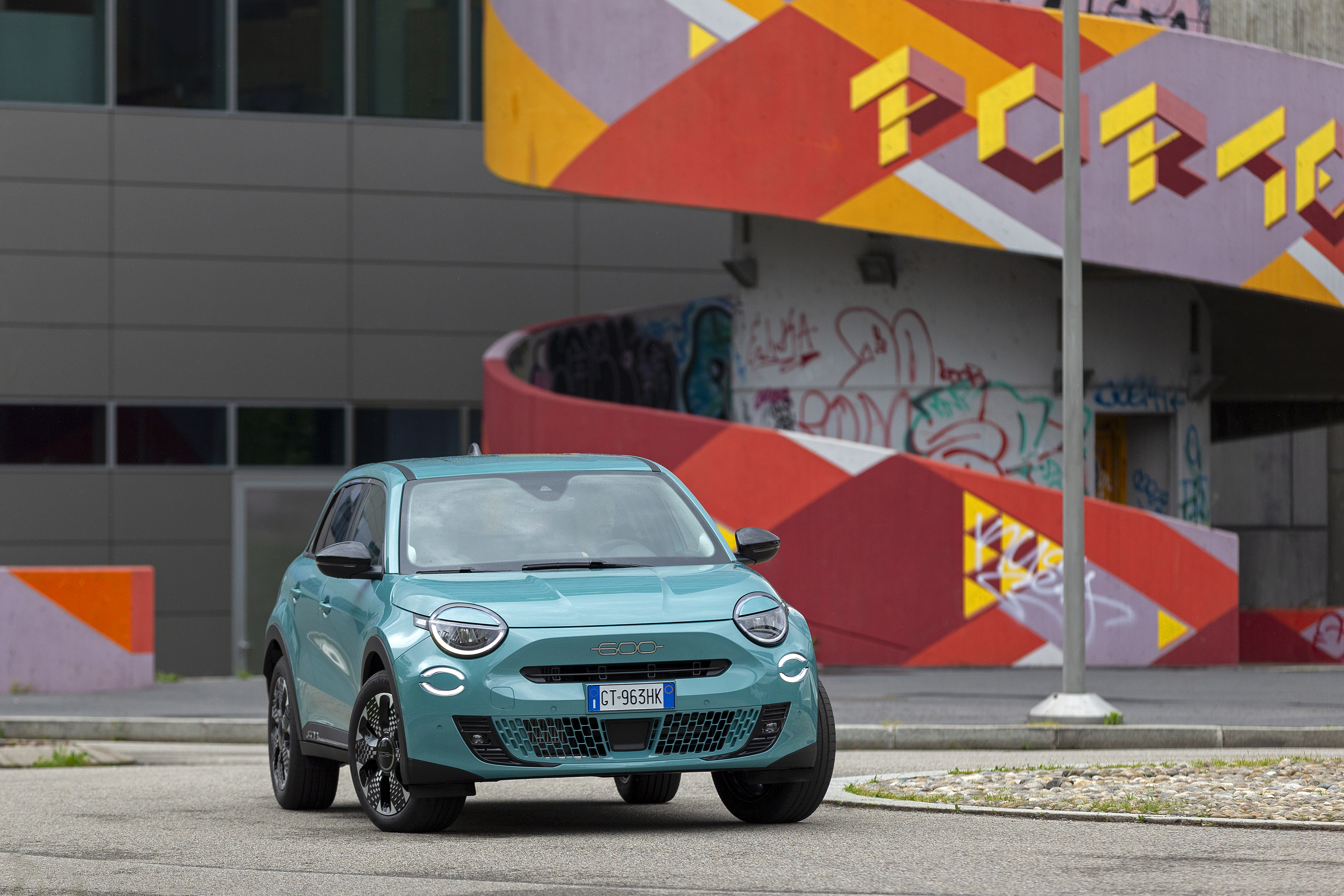 Así es el nuevo Fiat 600 híbrido con dos opciones de potencia: 100 y 136 CV