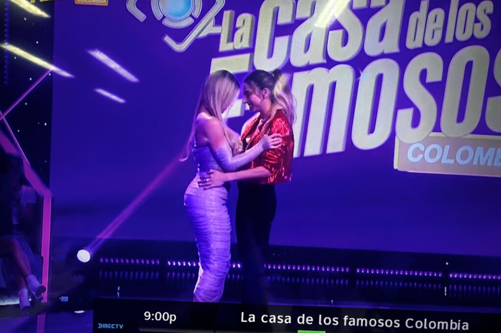 ¿Cristina Hurtado y Carla Giraldo se besaron en vivo en ‘La casa de los famosos’?