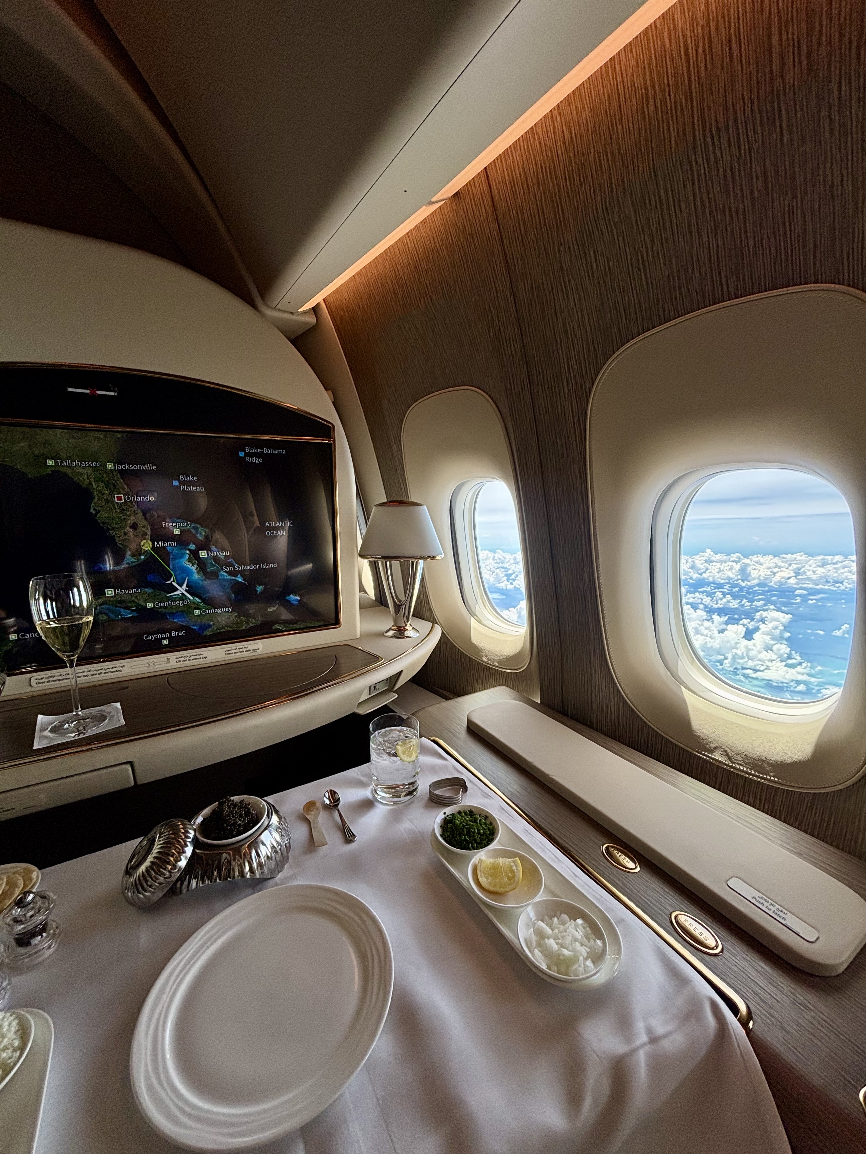 Primera clase de Emirates, un santuario en el cielo.