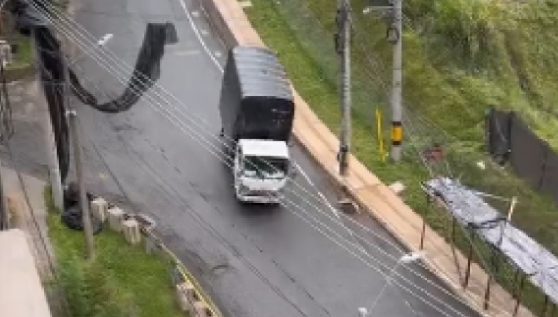 Habló conductor de camión accidentado en loma “Sube o no sube” de Sabaneta