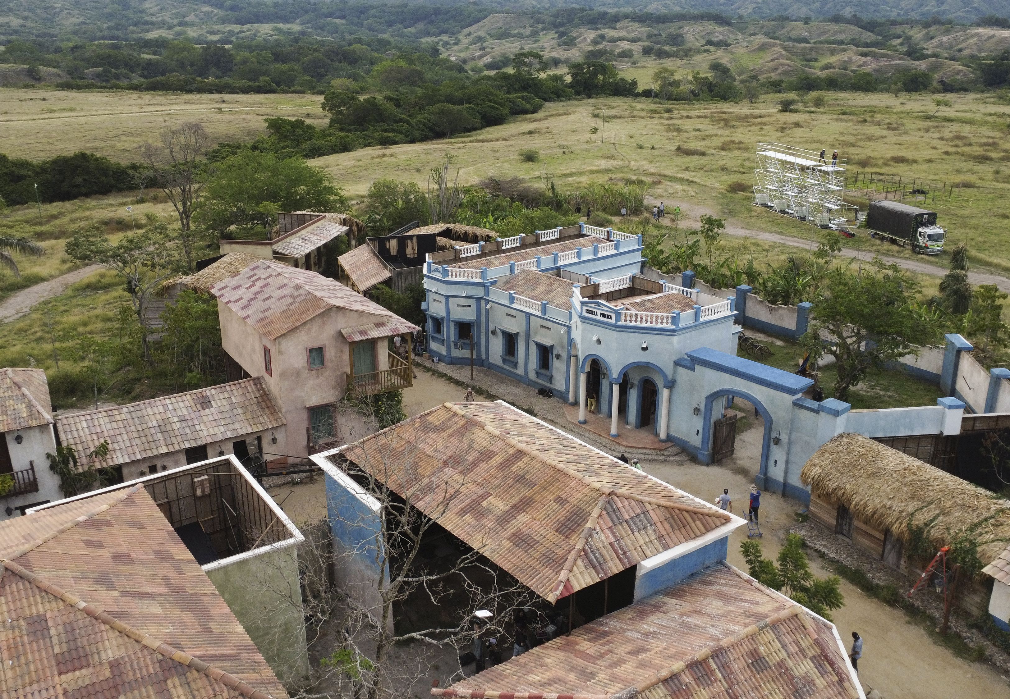 Así es Macondo, el pueblo creado para la serie inspirada en “Cien años de soledad”