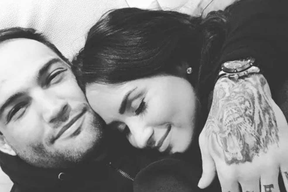 Murió exnovio de Demi Lovato a los 38 años. Así reaccionó la artista