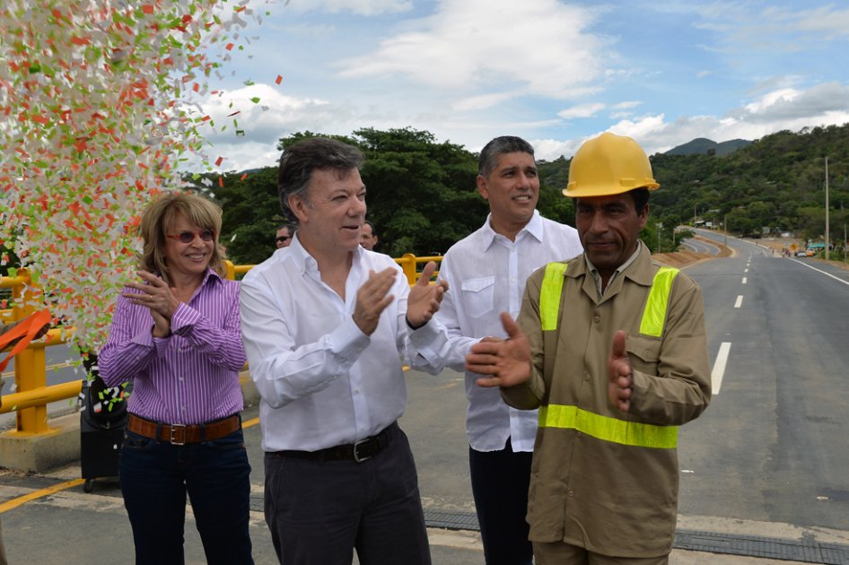 Santos pidió al Congreso celeridad para aprobar proyecto de Infraestructura