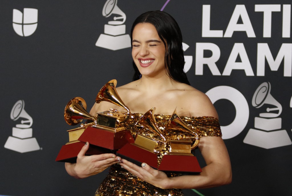 Rosalía agradeció “a Latinoamérica por la inspiración” tras ganar sus Grammy