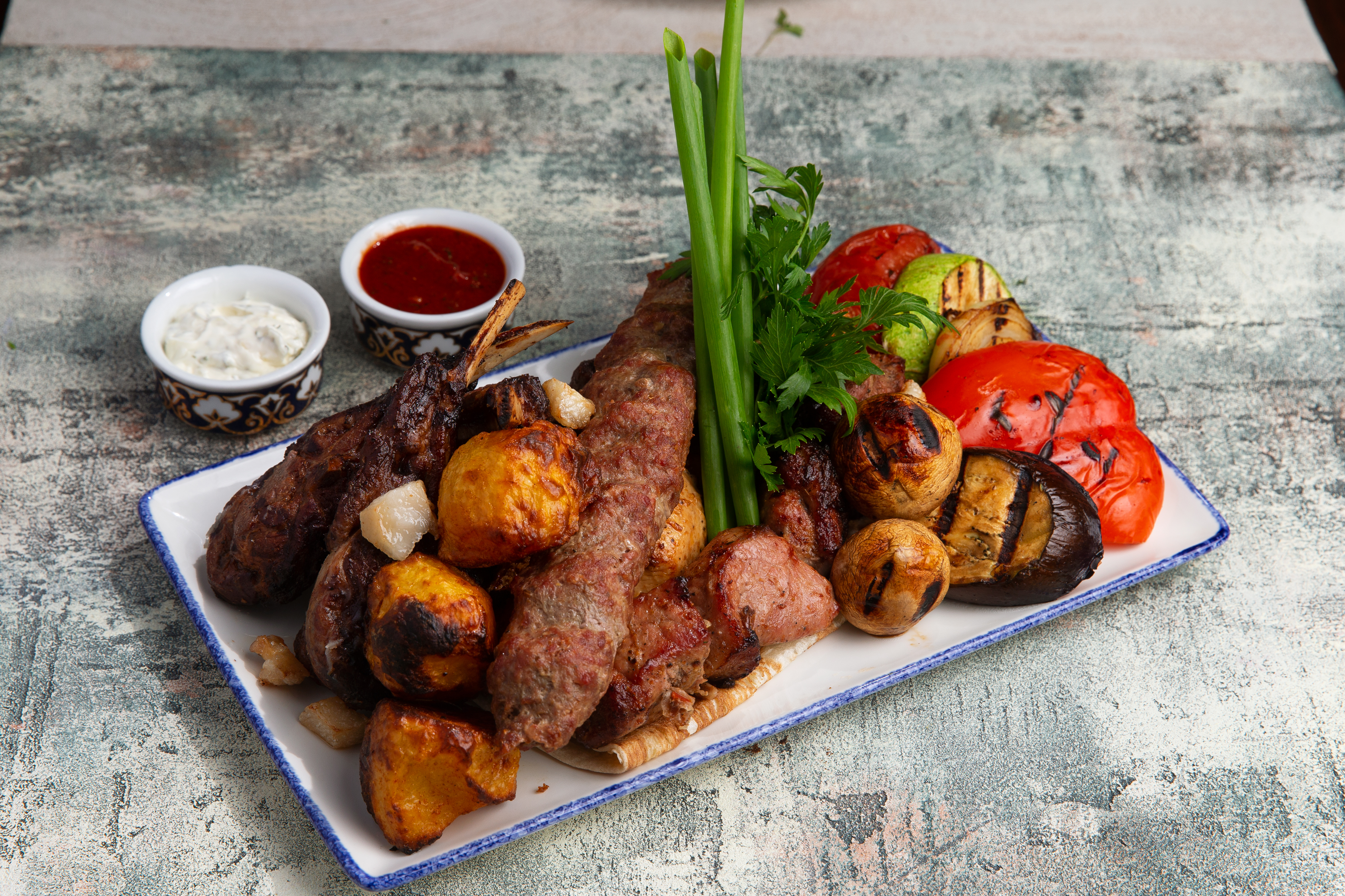 Picada con tocino glaseado: así se hace esta receta