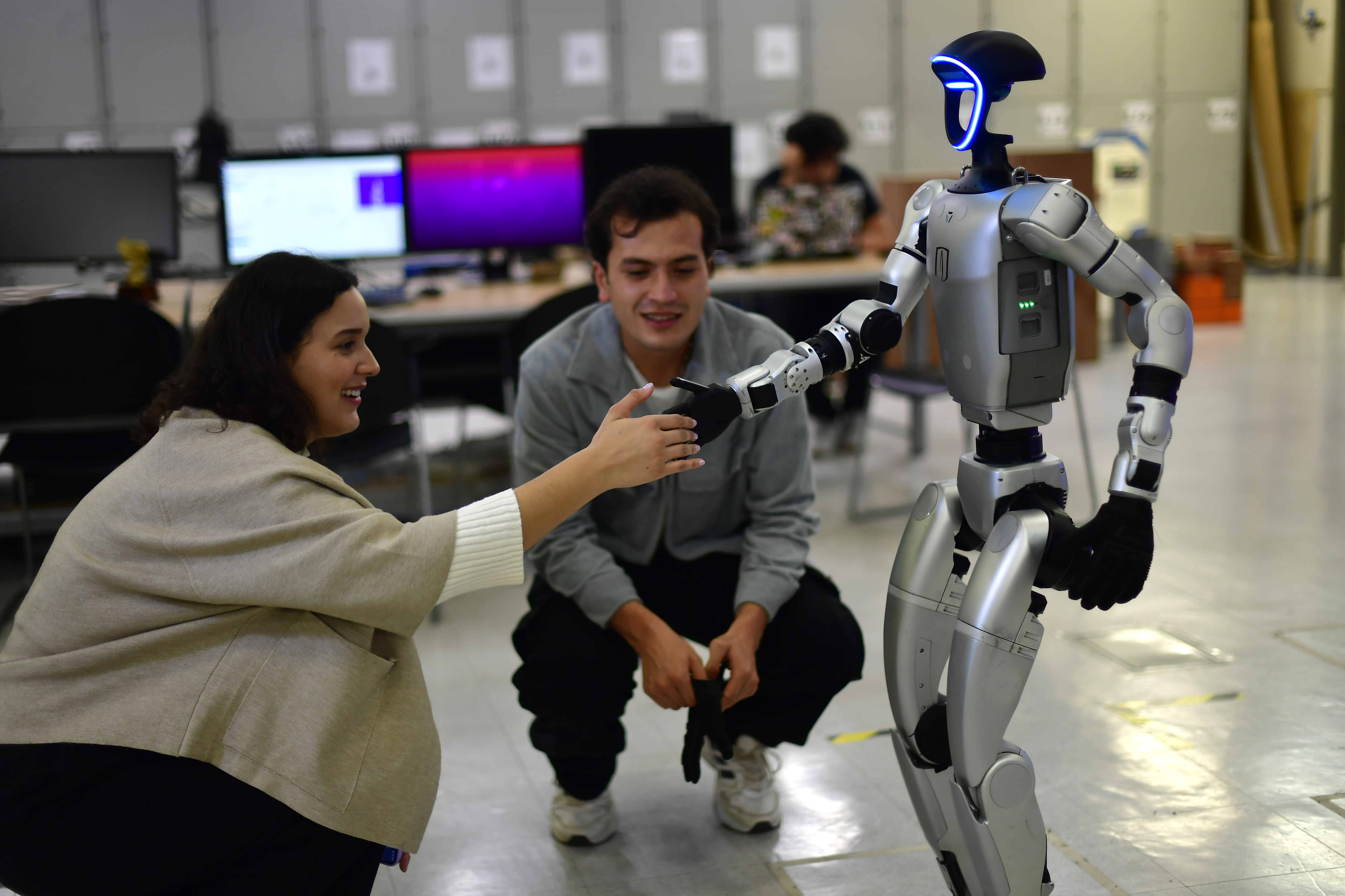 Aura, nuevo robot de la Universidad de Los Andes.