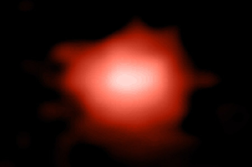 Primer plano mejorado por NIRCam de la galaxia GLASS-z13.