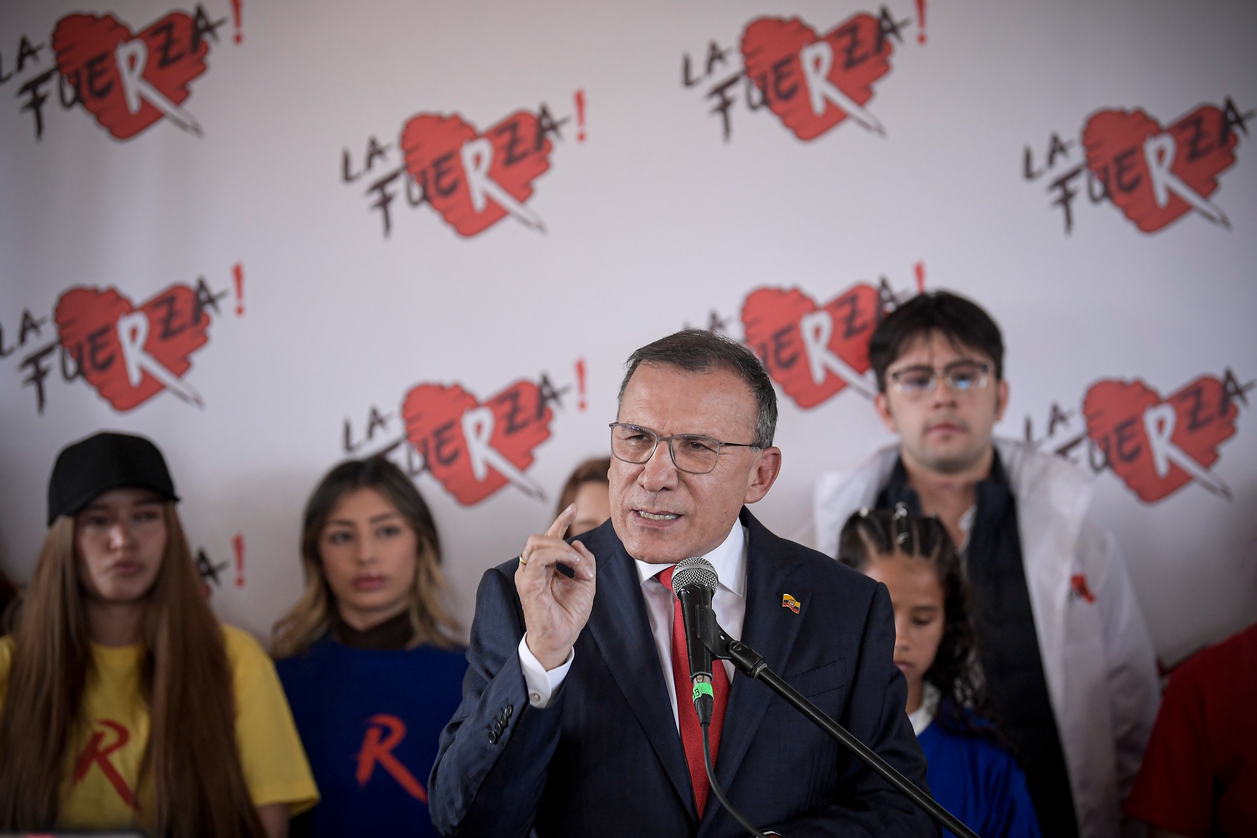 Roy Barreras lanzó su candidatura presidencial desde Monserrate.