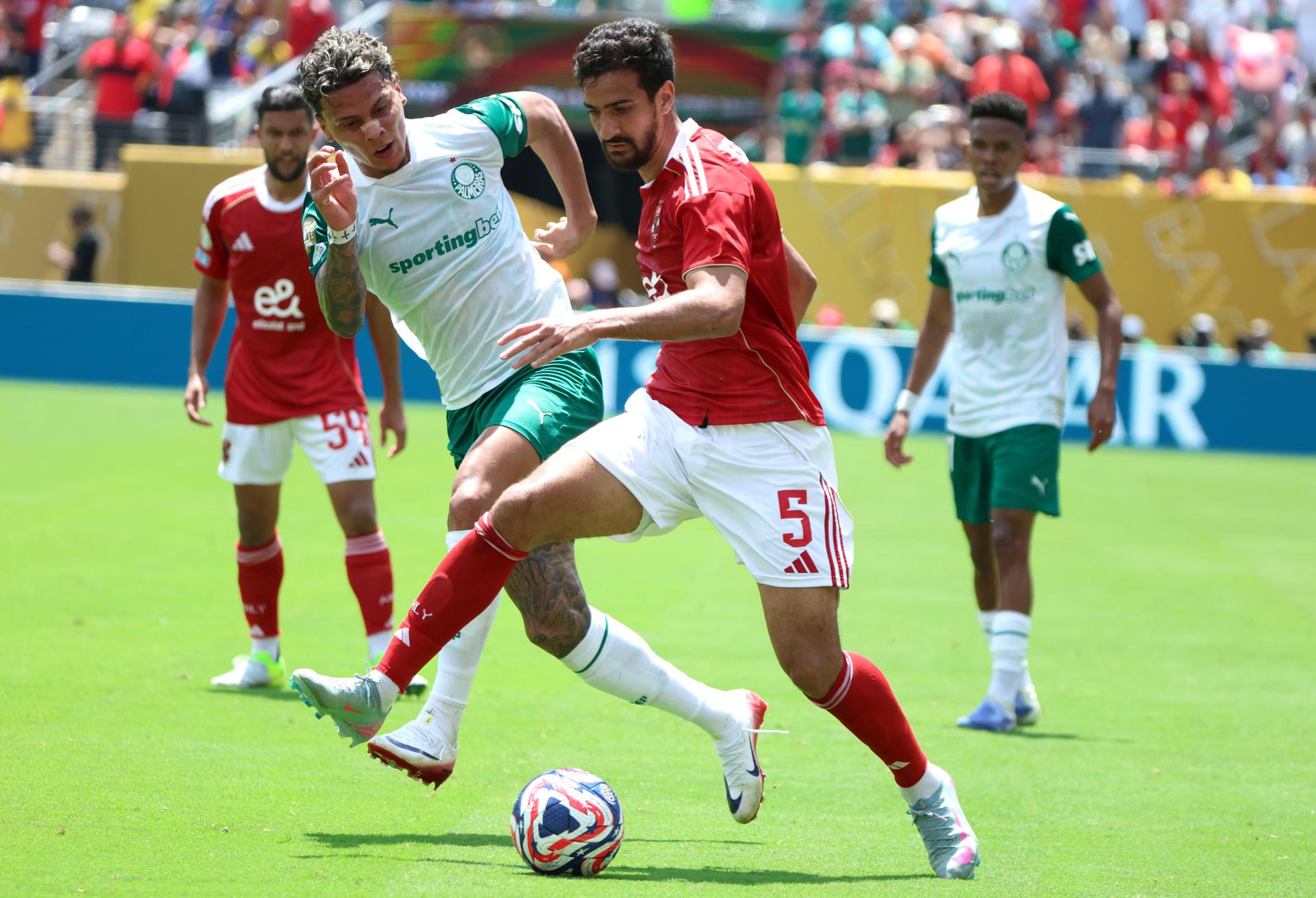 El Palmeiras de Richard Ríos venció al Al Ahly y puso presión al Inter Miami