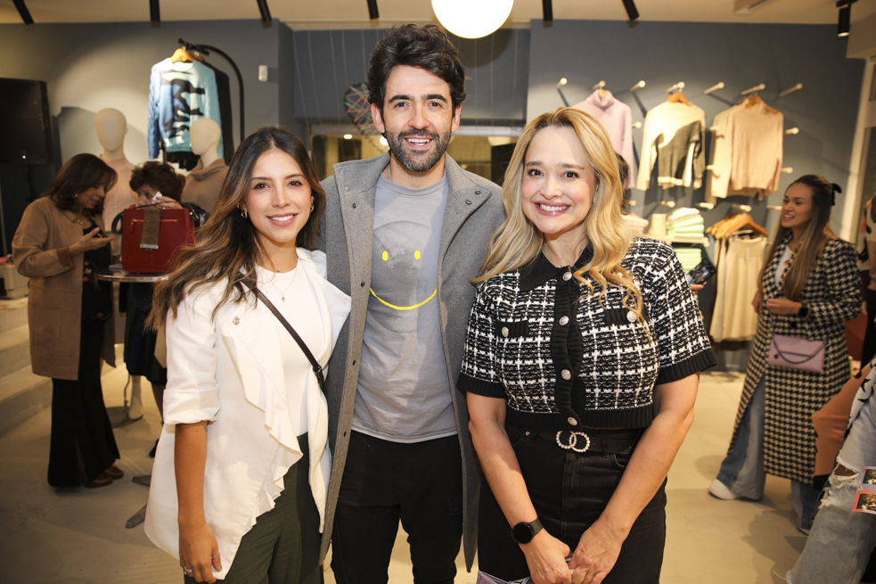 Manuela Cardona, Alejandro González y Diana Ruiz