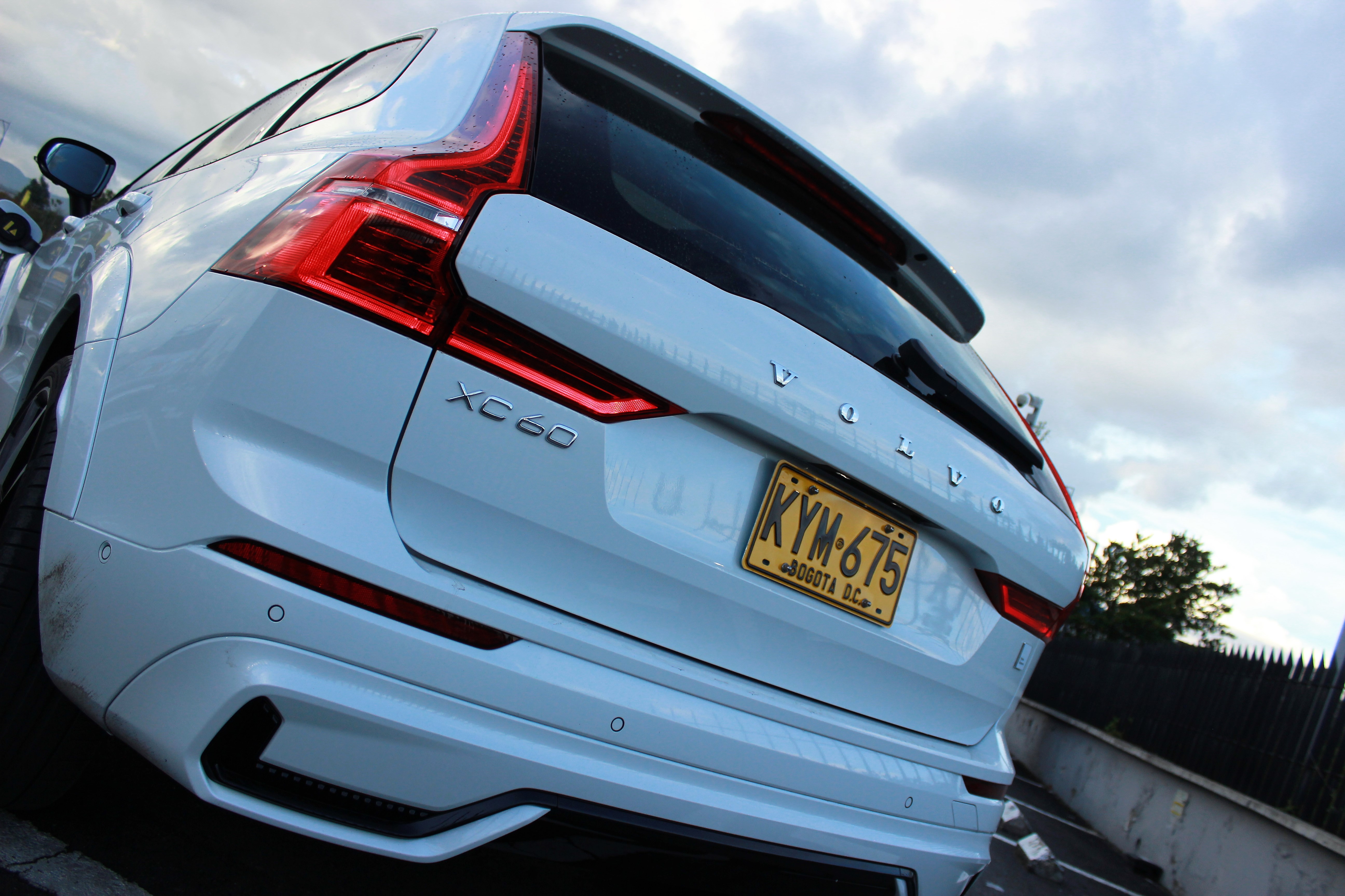 Volvo XC60 T8 Twin Engine Polestar Engineered