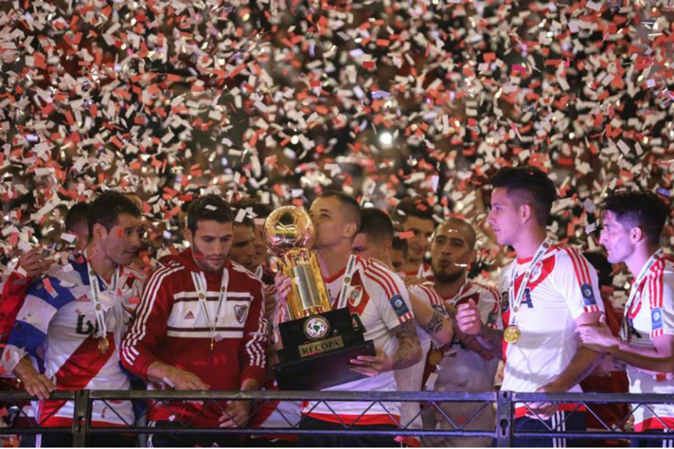River Plate, campeón de la Recopa Sudamericana, venció 2-1 a Santa Fe