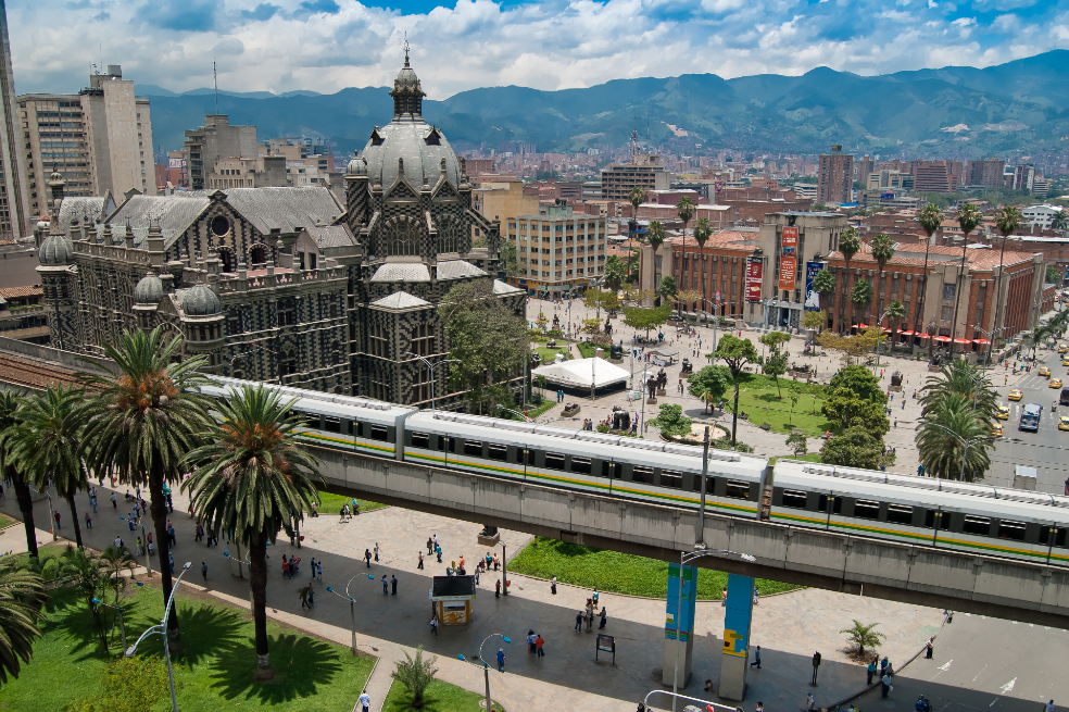 En Medellín proponen una nueva regulación para las rentas cortas o por Airbnb