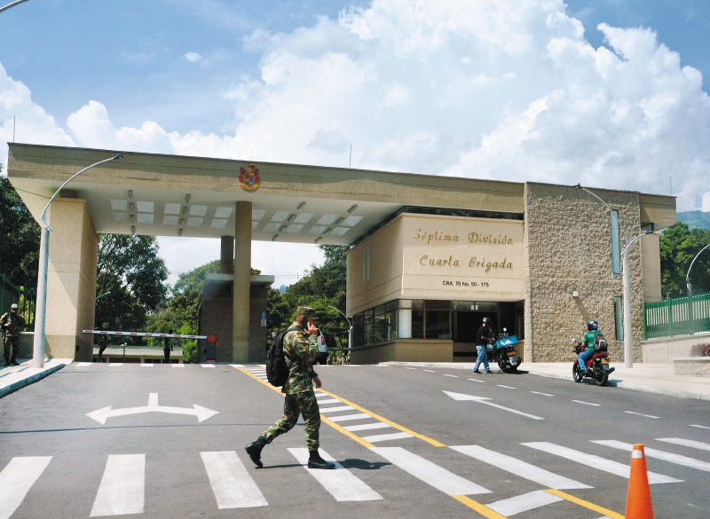 Las pruebas que salpican a cinco oficiales del Ejército en escándalo de corrupción en la Cuarta Brigada