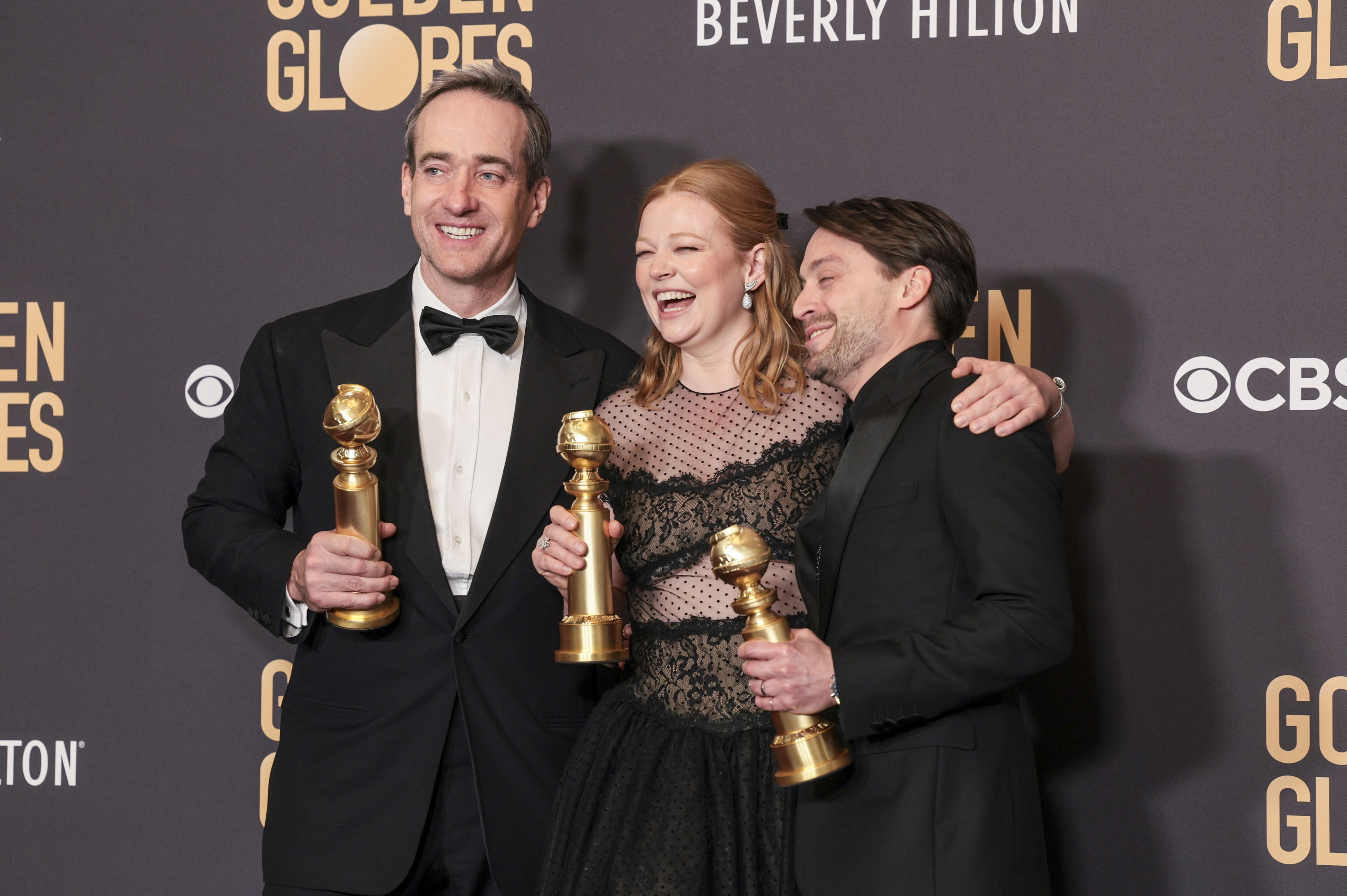 Beverly Hills (United States), 08/01/2024.- (L-R) English actor Matthew Macfayden, Australian actor Sarah Snook and US actor Kieran Culkin hold their respective Golden Globe awards for their performances in the television series 'Succession' in the press room during the 81st annual Golden Globe Awards ceremony at the Beverly Hilton Hotel in Beverly Hills, California, USA, 07 January 2024. Artists in various film and television categories are awarded Golden Globes by the Hollywood Foreign Press Association. EFE/EPA/ALLISON DINNER