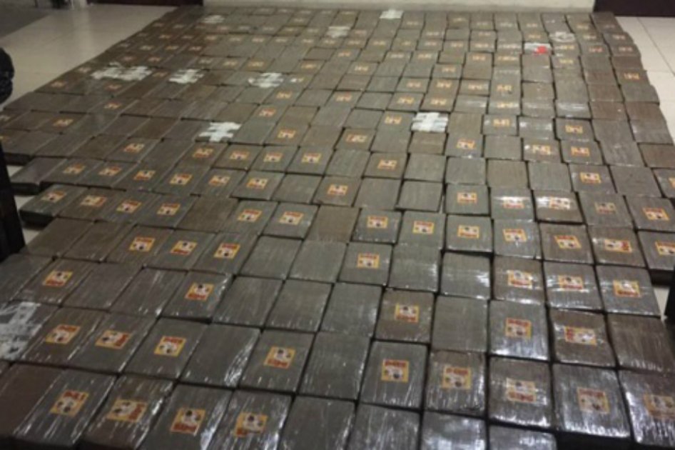 Encuentran 300 kilos de cocaína en Cesar