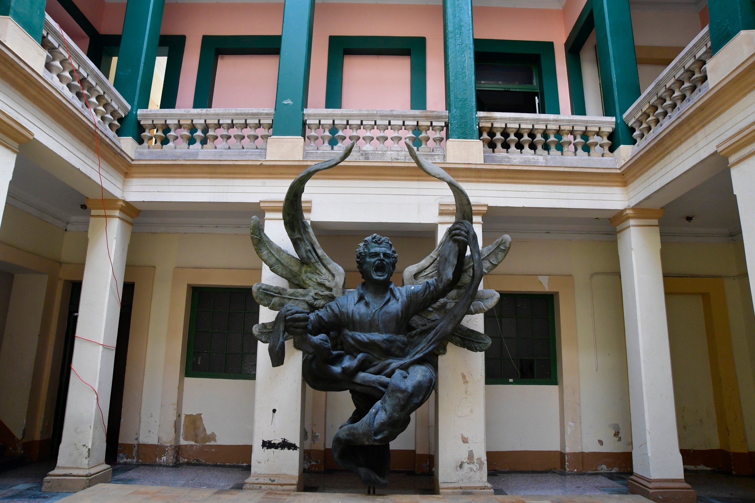 Escultura de Luis Carlos Galán del artista Luis Eduardo Suárez, esculpida en 1995.
