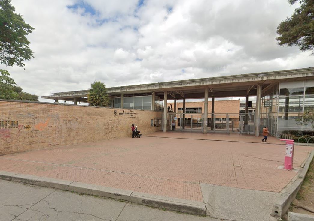 Murió menor tras ser herido al frente del colegio por otro adolescente