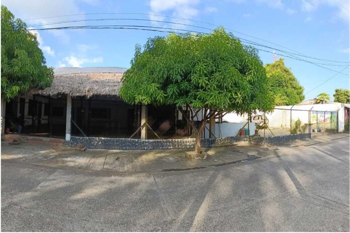 En este lugar funcionaba “Rafo Parrilla”, el estadero donde fue asesinado Rafael Moreno en Montelíbano, Córdoba.