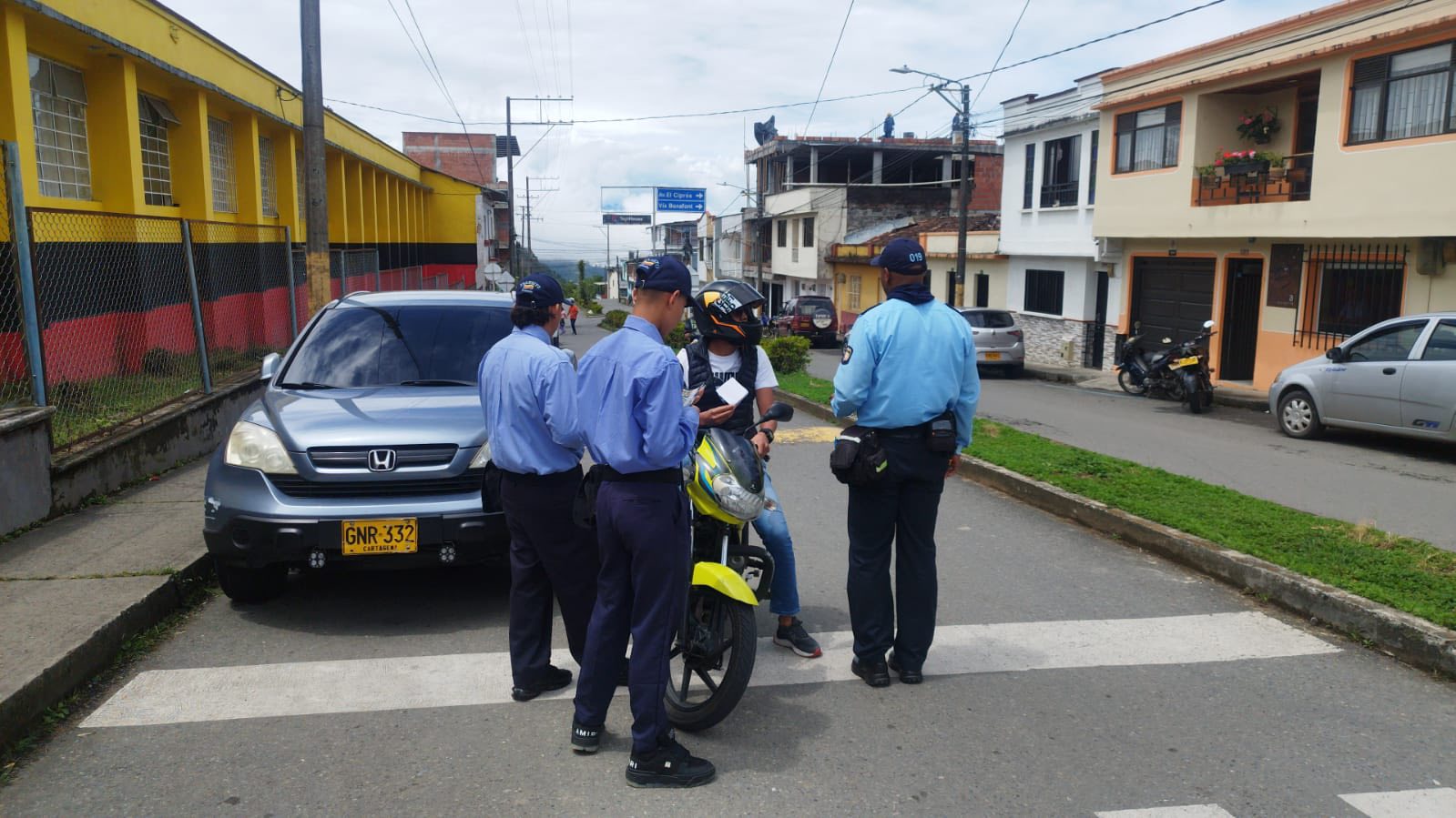 Capturaron en Caldas a un agente de tránsito por pedir $400.000 a un motociclista
