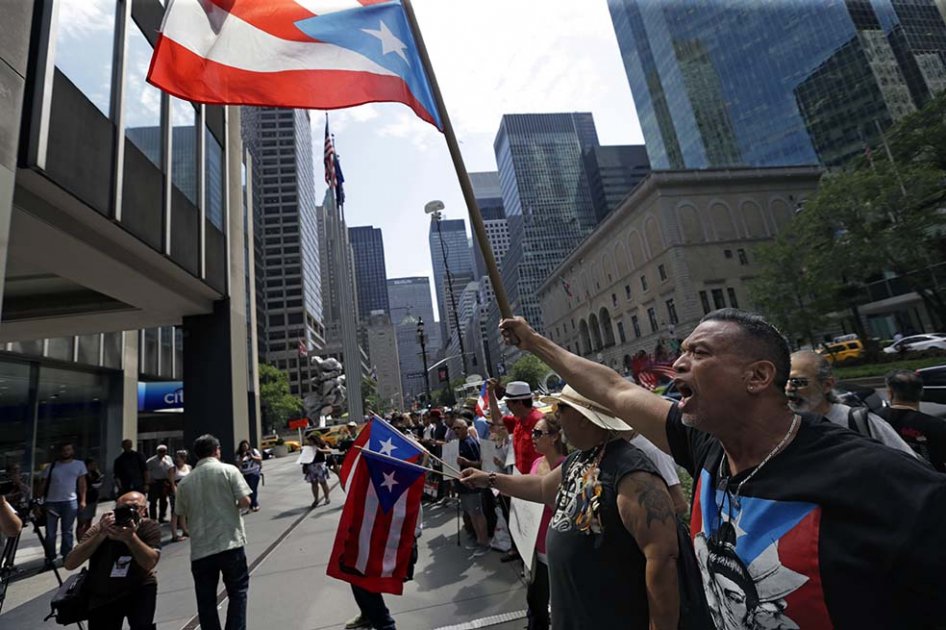 Puerto Rico restructurará US$72.000 millones en deuda. / Bloomberg