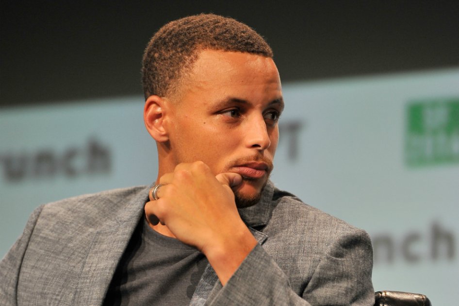Stephen Curry, consternado por la muerte de un afroamericano en Charlotte