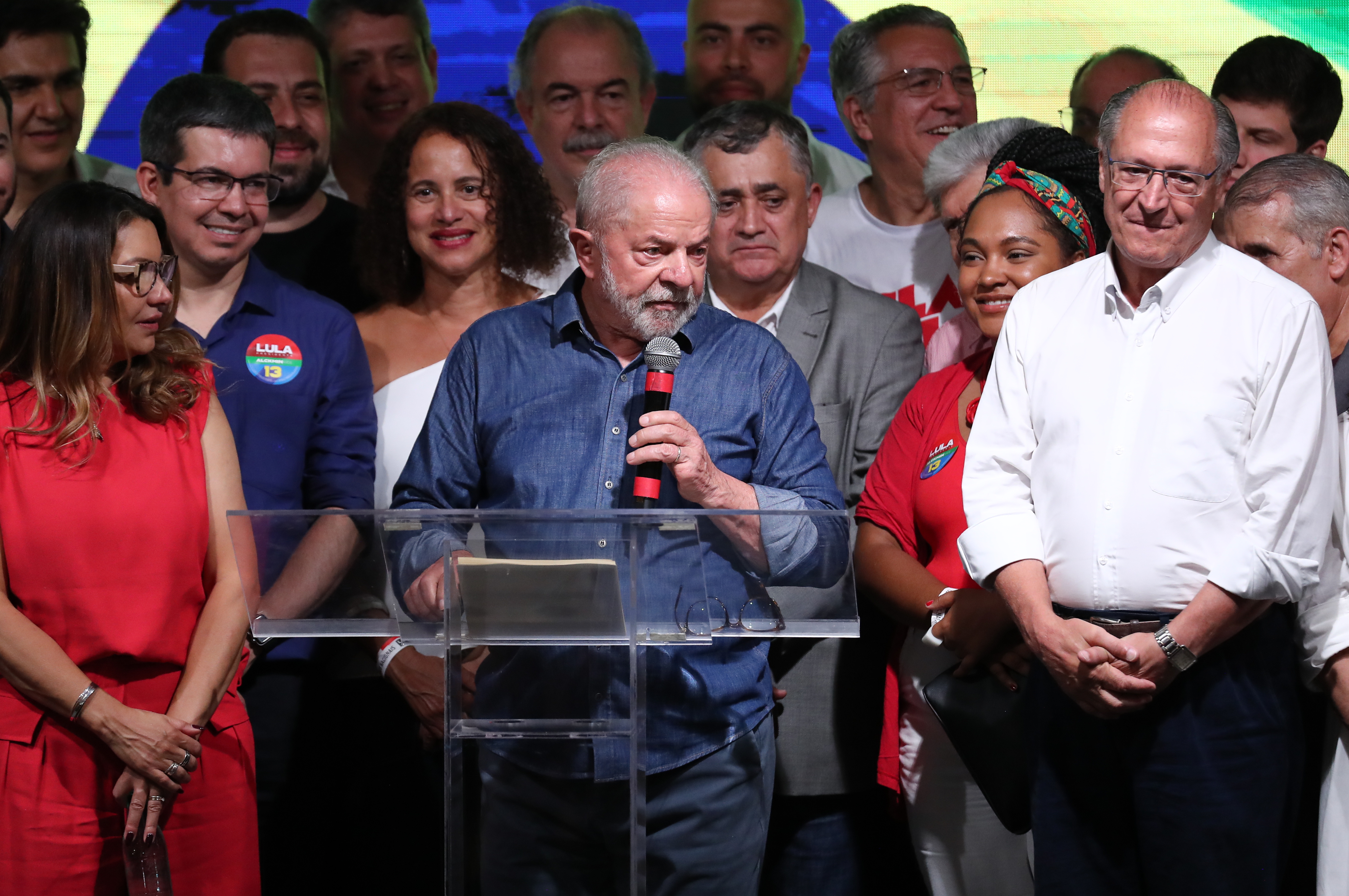 Lula, tras ganar las elecciones: “Intentaron enterrarme vivo y aquí estoy”