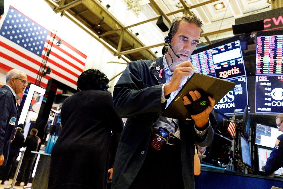 Wall Street se hunde después de que Trump pidió a empresas de EE. UU. salir de China