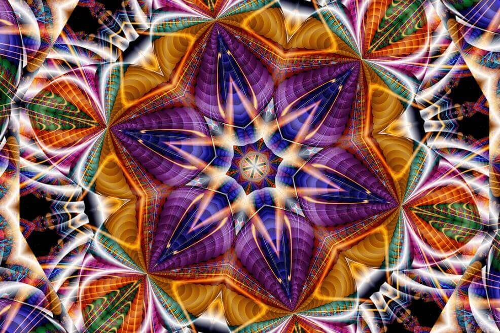 Cuidado con Telares (mandalas), es una pirámide según la Superfinanciera