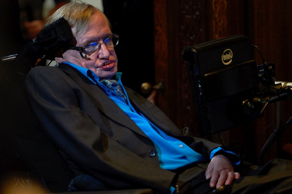 Stephen Hawking lanza el mayor programa de búsqueda de vida extraterrestre