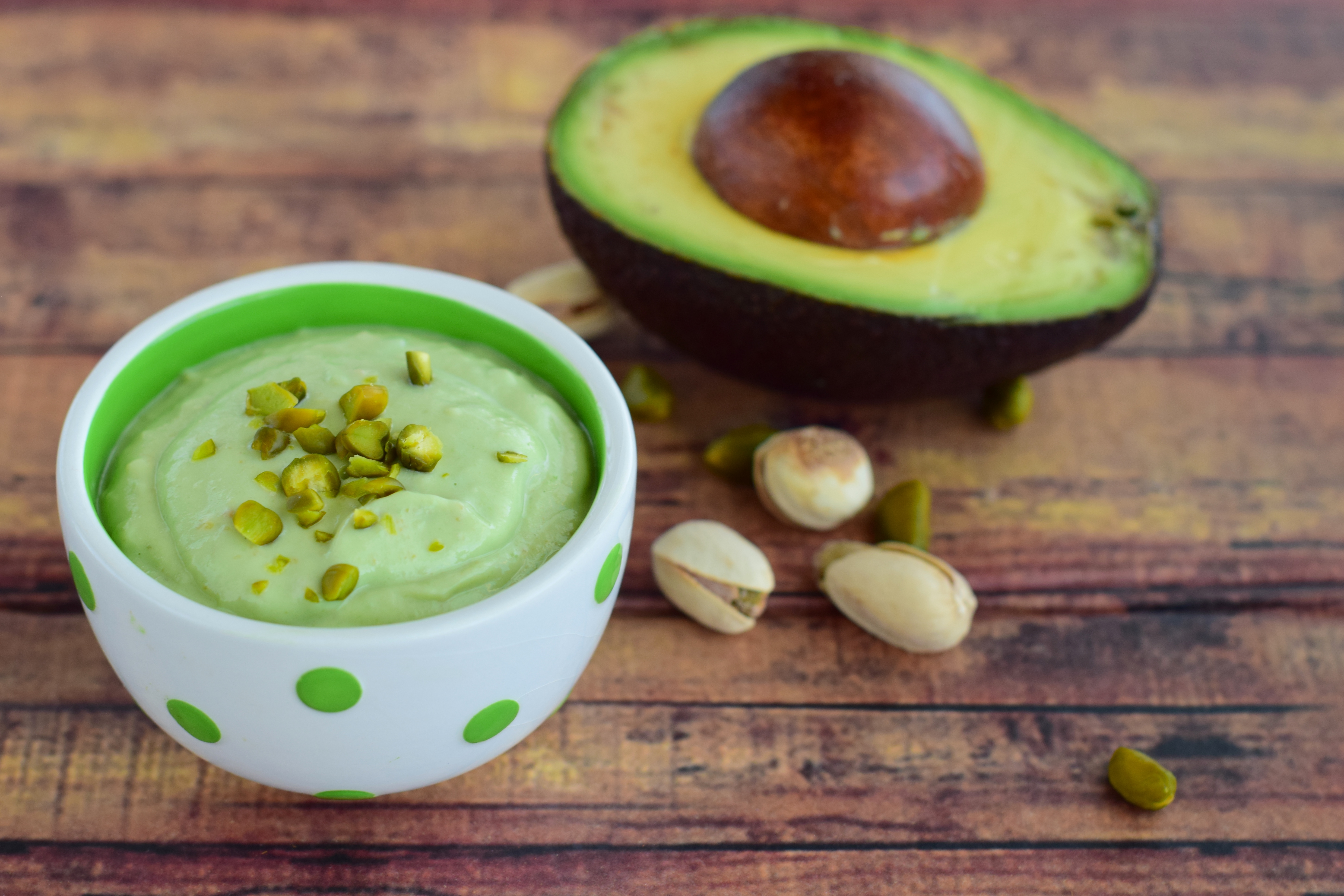 Activa tu creatividad: prepara pudín de aguacate