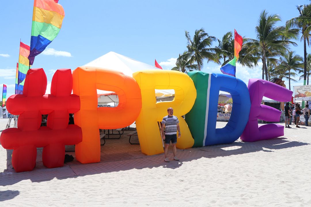 Miami se llena de color y diversidad para celebrar el Mes del Orgullo con arte, música, cultura y activismo LGBTQ+ durante todo junio.