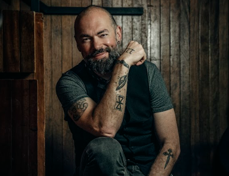 Santiago Cruz: la canción desde cualquier lado del amor