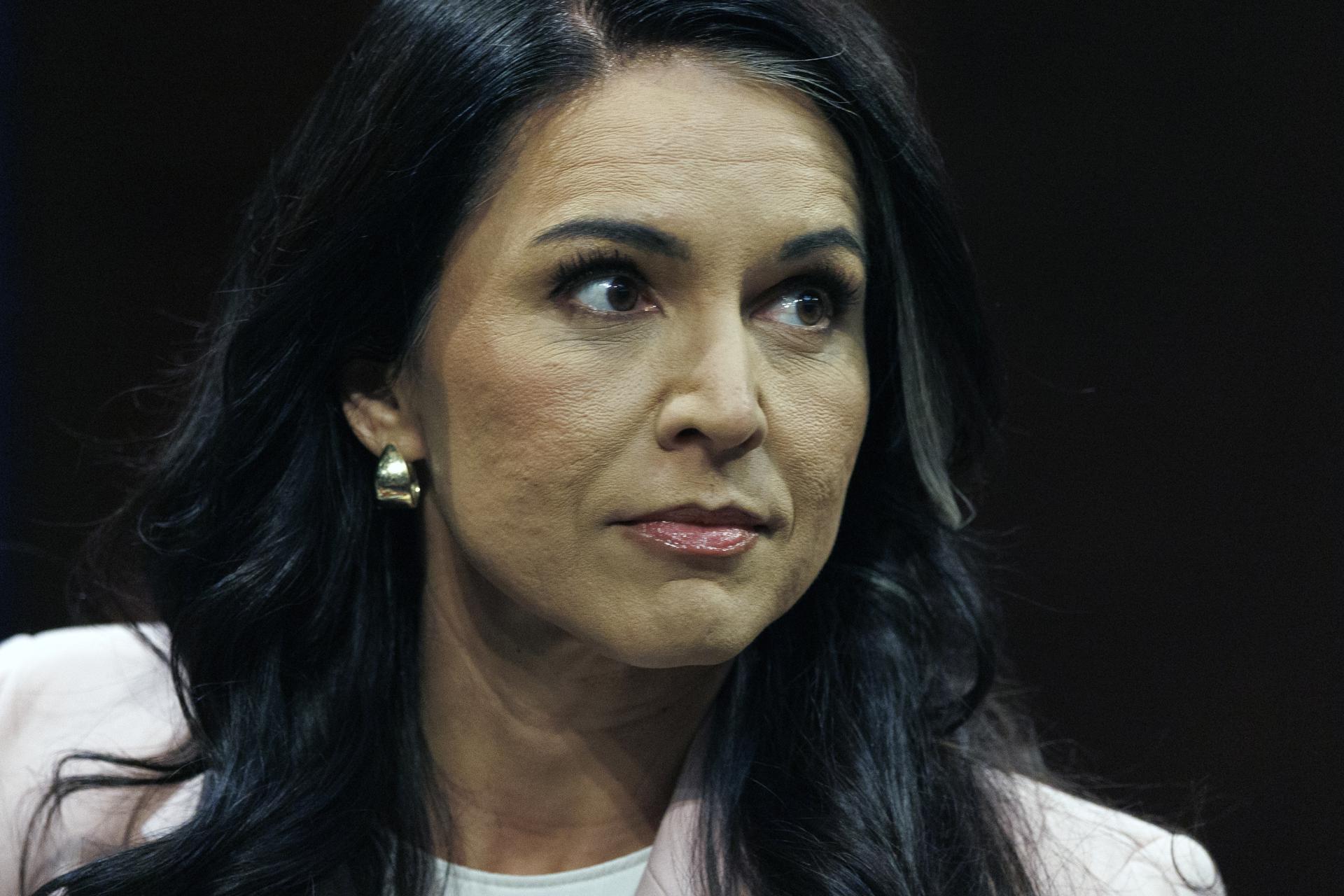 Tulsi Gabbard renuncia como jefa de Inteligencia Nacional de Estados Unidos