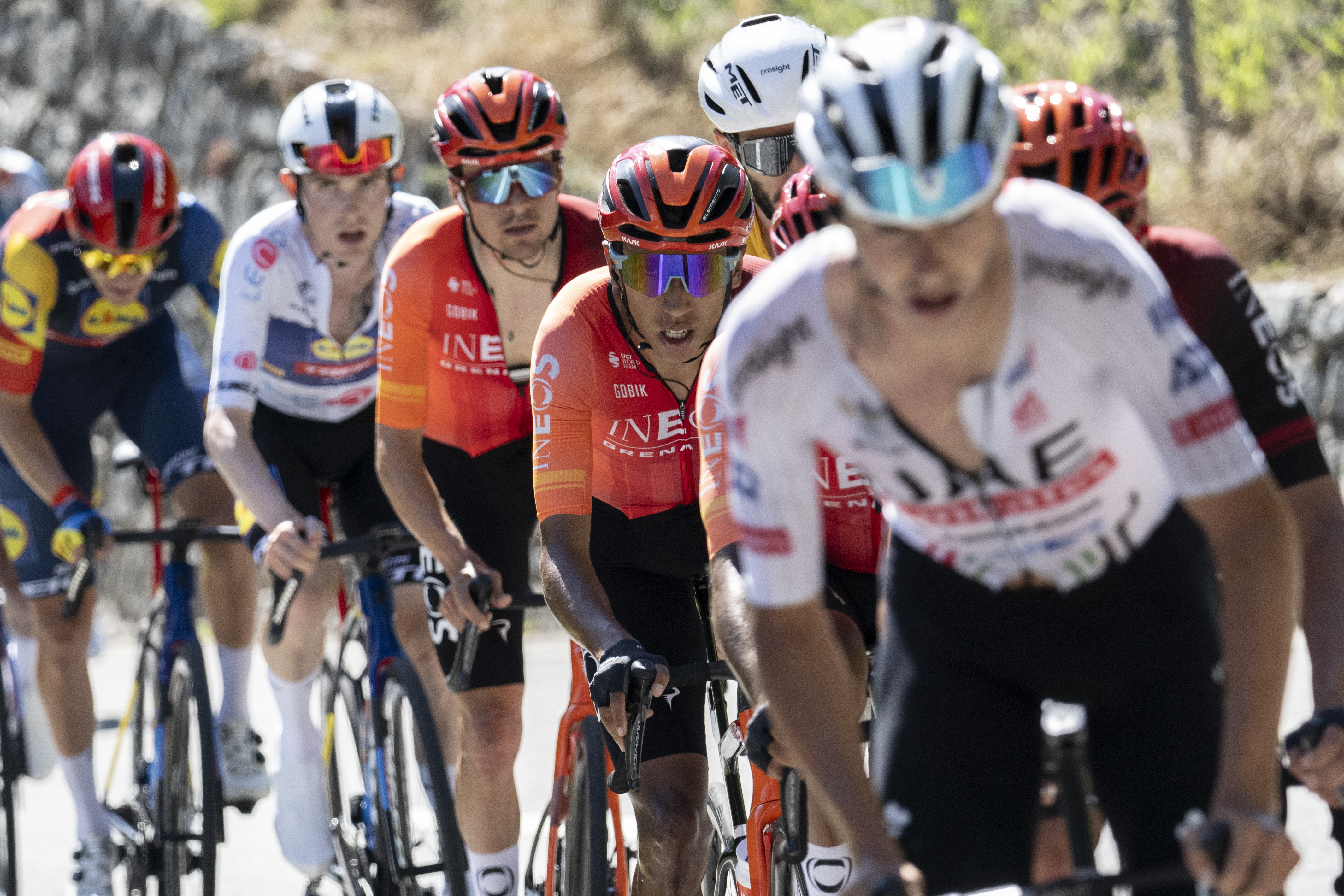 Vuelta a Suiza: Egan Bernal luchó en la etapa 5 y se metió en el podio