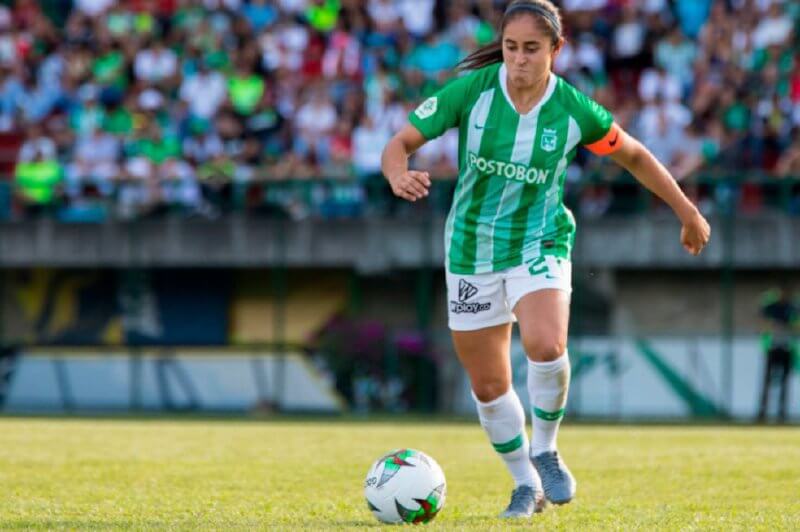 Fútbol femenino de exportación