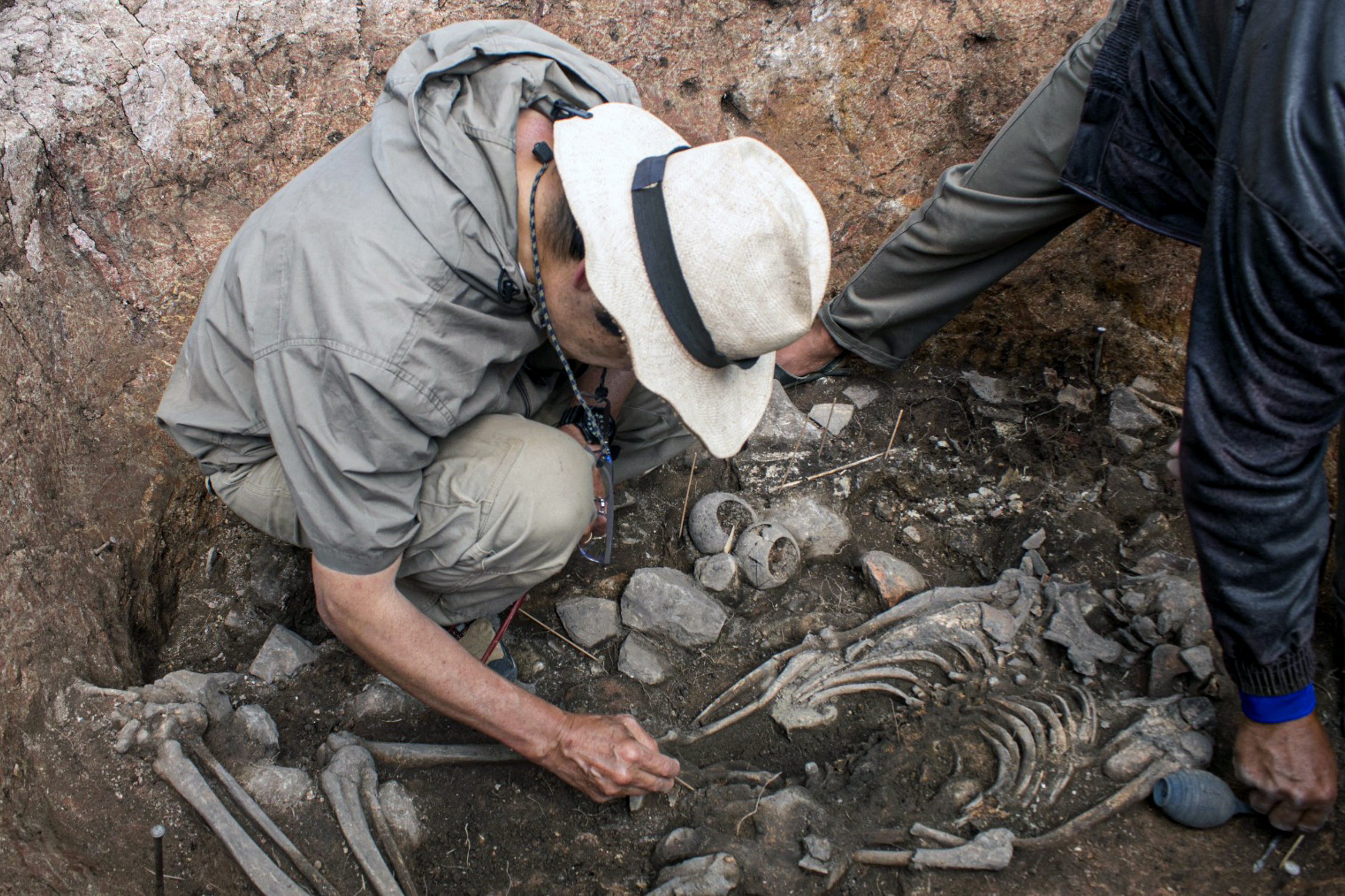 Perú: hallan la tumba de un sacerdote de 3.000 años de antigüedad
