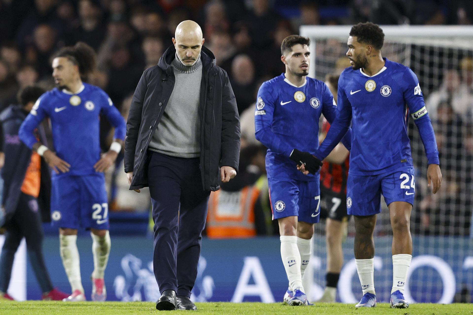 LONDON (United Kingdom), 01/01/2026.- (FILE) - Chelsea manager Enzo Maresca reacts after the English Premier League match between Chelsea FC and AFC Bournemouth, in London, Britain, 30 December 2025 (re-issued 01 January 2026). Chelsea announced on 01 January 2026 that the club and Enzo Maresca will part ways with immediate effect. (Reino Unido, Londres) EFE/EPA/DAVID CLIFF EDITORIAL USE ONLY. No use with unauthorized audio, video, data, fixture lists, club/league logos, 'live' services or NFTs. Online in-match use limited to 120 images, no video emulation. No use in betting, games or single club/league/player publications.
