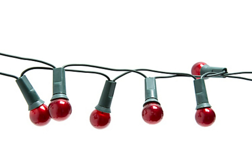 Falabella hace retiro preventivo de luces navideñas